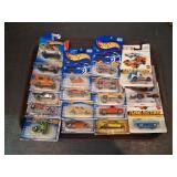 18 Hot Wheels Cars