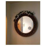 32" Round Decorative Mirror