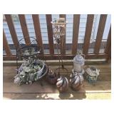 Decorative Garden and Lantern Lot