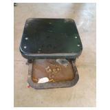 Heavy-Duty Creeper Seat with Casters