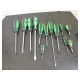Mac Tools Green Handled Screwdriver Set