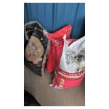 Cat Litter and Wood Chips