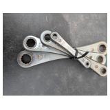 Ratcheting Box Wrenches