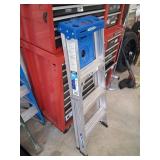 Werner 4-Foot Aluminum Step Ladder