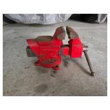 Olympia Bench Vise, Red Metal