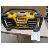 Dewalt DC012 Worksite Charger Radio
