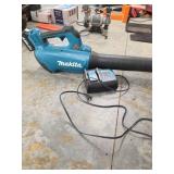 Makita Cordless Leaf Blower with Charger
