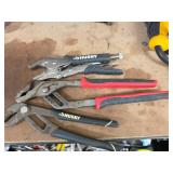 4 Hand Tools Including Husky