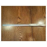 Cutco 1724 White Handle Bread Knife