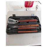 Saint Vincent BBQ Grill Tool Set with Case