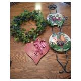 Decorative Wall Lot: Plates, Wreath, Heart