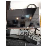 Sceptre 32in LED TV with Remote Control