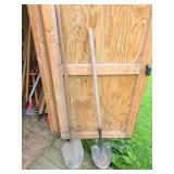 Long-Handled Garden Shovels