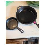 Lodge Cast Iron Skillets Set of 2