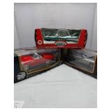 1:18 Die-Cast Model Car Trio