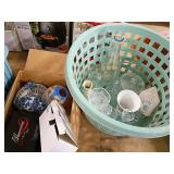 Lot: Glassware, Porcelain, Gift Set