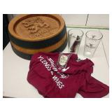 Lï¿½wenbrï¿½u Barrel Tray and Yuengling Set