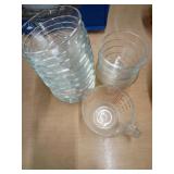 Pyrex Glassware Set With Measuring Cup