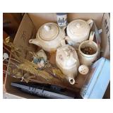 Teapots, Tins, Metal Art and Decor