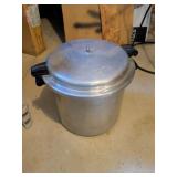 Mirro-Matic 16 Quart Aluminum Pressure Cooker