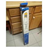 Quartet Tri-Lite Dual Purpose Easel