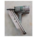 Hitachi NR83AA 3-1/4" Pneumatic Strip Nailer