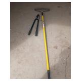 Central Forge Rake & StepGardens Lopper Set