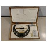 Mitutoyo 6-7" Outside Micrometer in Case