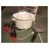 Hamilton Beach Slow Cooker Set & Utensils