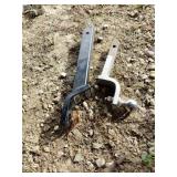 2 Trailer Hitches Hidden Hitch Draw-Tite