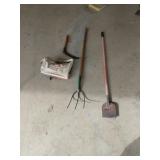 Garden Tools Lot with Seed Sower