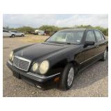 1999 Mercedes-Benz E300