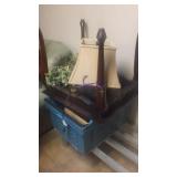 Coffee Table,Lamp,Silk Flower Pots