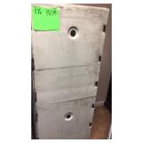Cambro w/ wheels