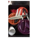 Tub of childrens plastic plates,cups,knives