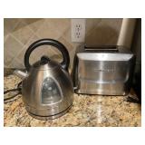 Cuisinart Toaster and Electric Kettle