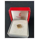 10k Gold and Diamond Service Pin