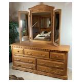 Dresser with Trifold Mirror