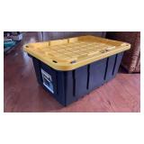 Commander XL 17 Gallon Storage Tote