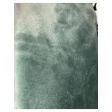 GREEN QUEEN BLANKET GREEN QUEEN BLANKET