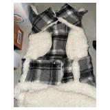 PET VEST SIZE MEDIUM PET VEST SIZE MEDIUM