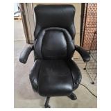 La-Z-Boy - Leather Swivel Manager's Chair La-Z-Boy - Leather Swivel Manager's Chair