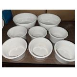 BOX LOT OF BOWLS BOX LOT OF BOWLS