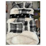 PET VEST SIZE MEDIUM PET VEST SIZE MEDIUM