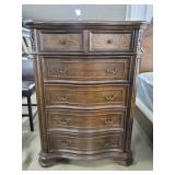 Steve Silver Royale - 5 Drawer Dresser Steve Silver Royale - 5 Drawer Dresser