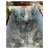 LARGE VARIETY LOT OF GLASSWARE LARGE VARIETY LOT OF GLASSWARE