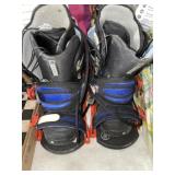BLACK SKI BOOTS SIZE 6 BLACK SKI BOOTS SIZE 6