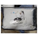 Downlite Hotel - Standard / Queen Pillow Downlite Hotel - Standard / Queen Pillow