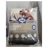 Sealy - Full Luxury Knit Mattress Protector Sealy - Full Luxury Knit Mattress Protector