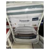 QUEEN 3PC STRIPED COMFORTER SET QUEEN 3PC STRIPED COMFORTER SET